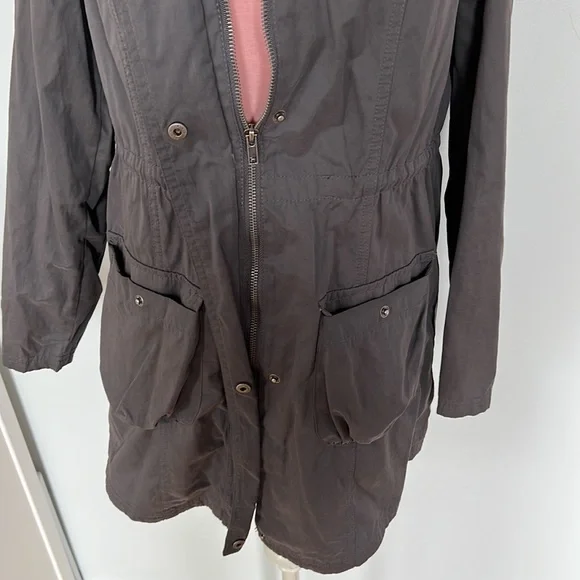 Jacket - Picture 2 of 6